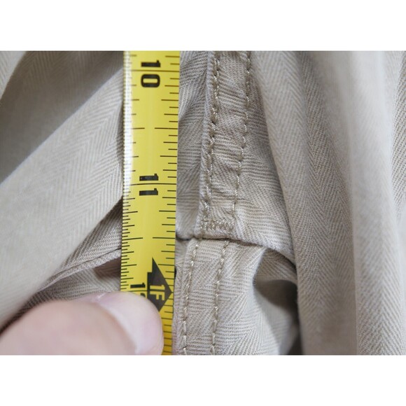 Levis Khaki Pants WOMENS Size 27x27 Straight Pants‎ Classic Trouser - Picture 4 of 10